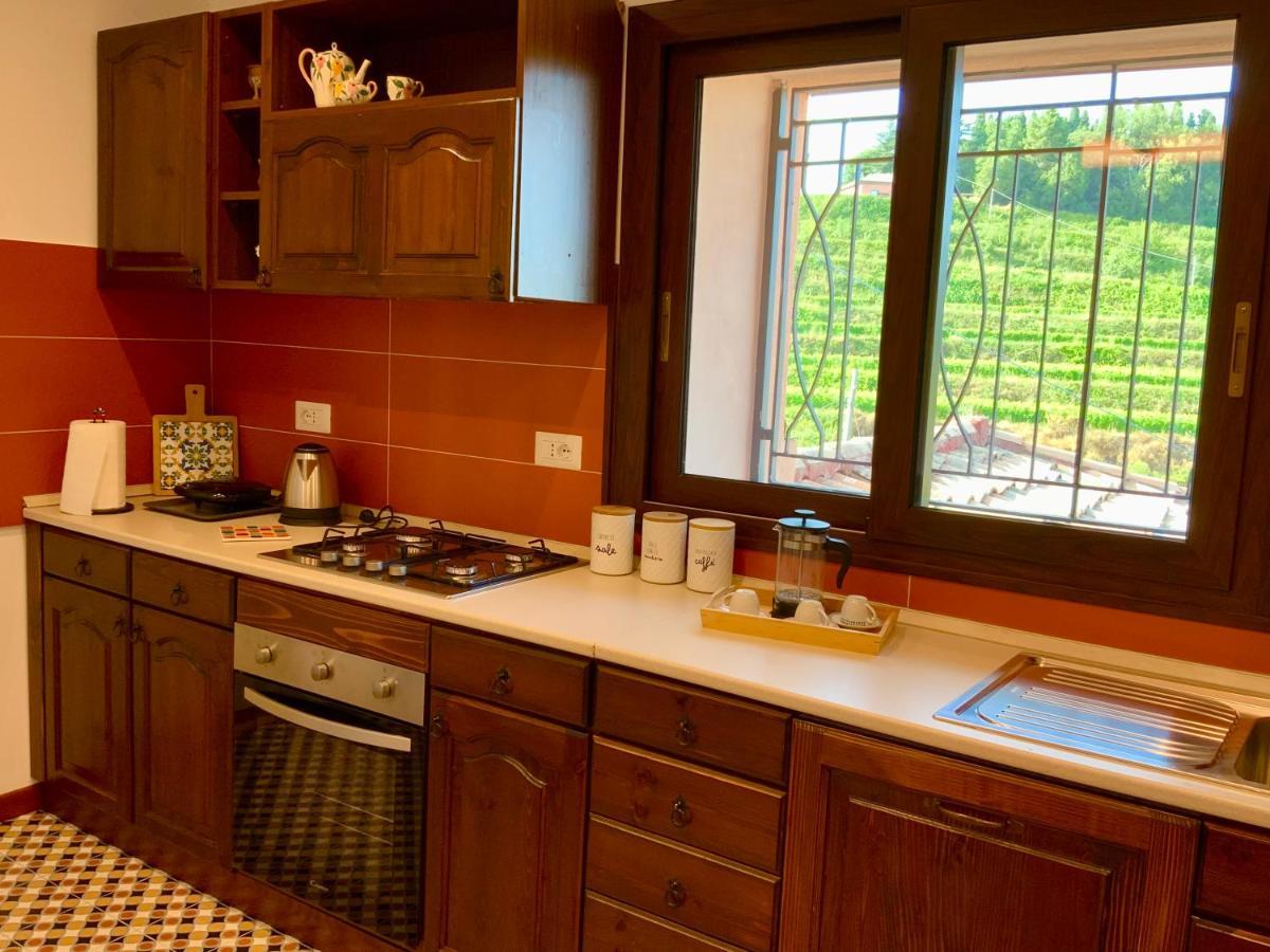 Tenuta Kiwi Dell'Etna Milo Εξωτερικό φωτογραφία