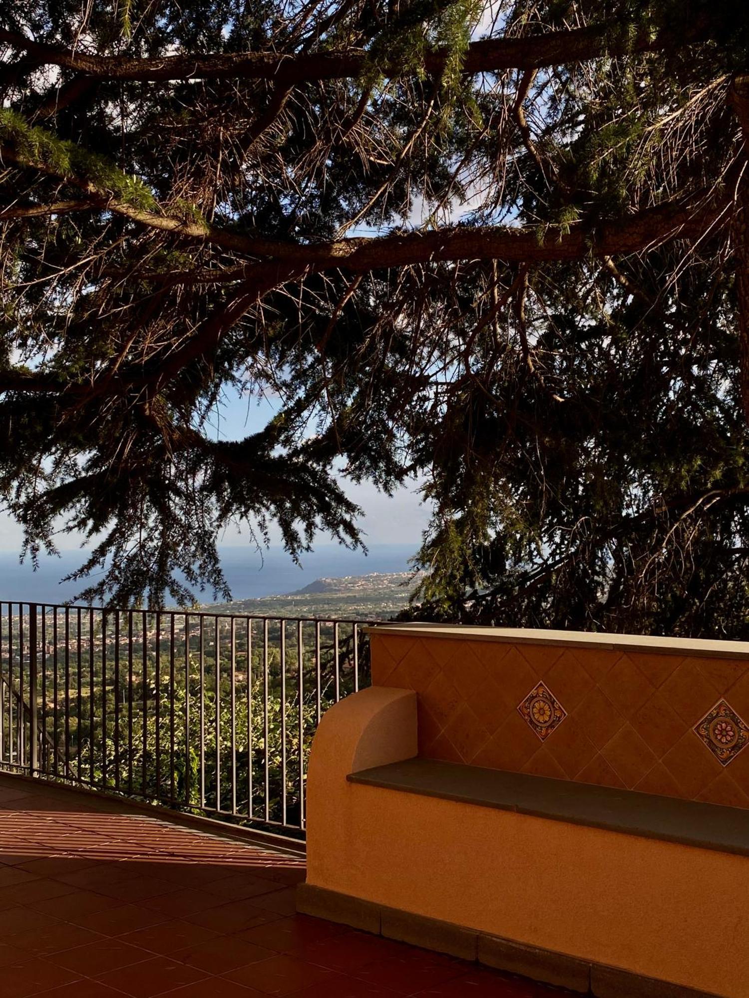 Tenuta Kiwi Dell'Etna Milo Εξωτερικό φωτογραφία